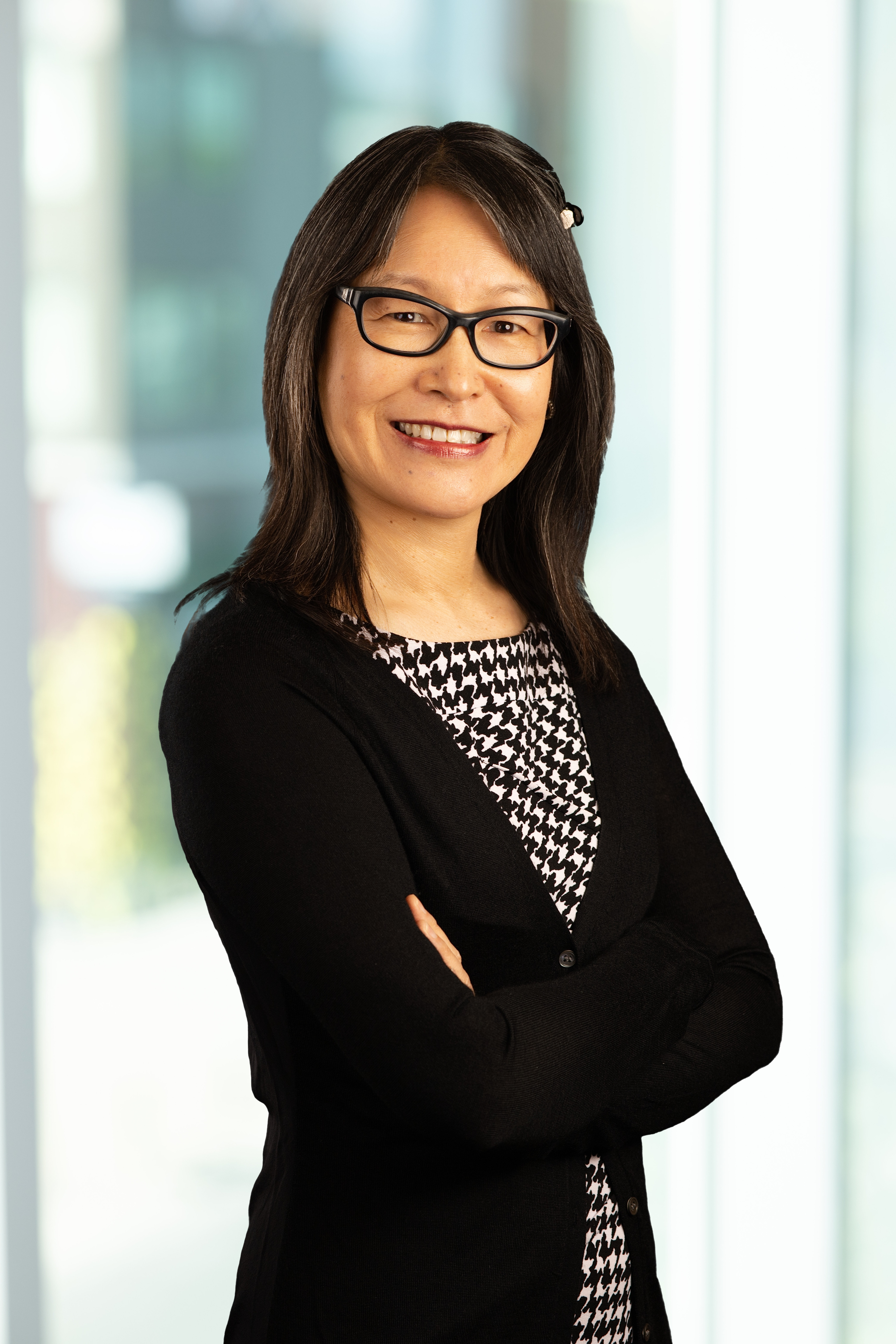 Lisa Chen, CFA